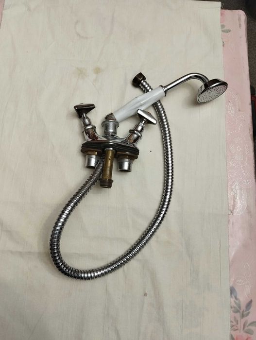 смеситель для парикмахерской