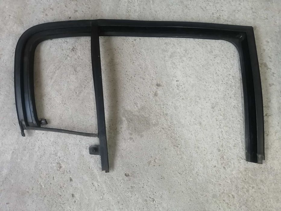 Chedere portiere spate renault megane II hatchback