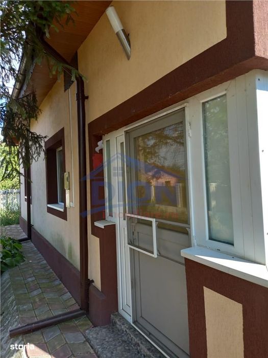 Ulmeni - jud. Calarasi ,  casa locuibila si teren intravilan