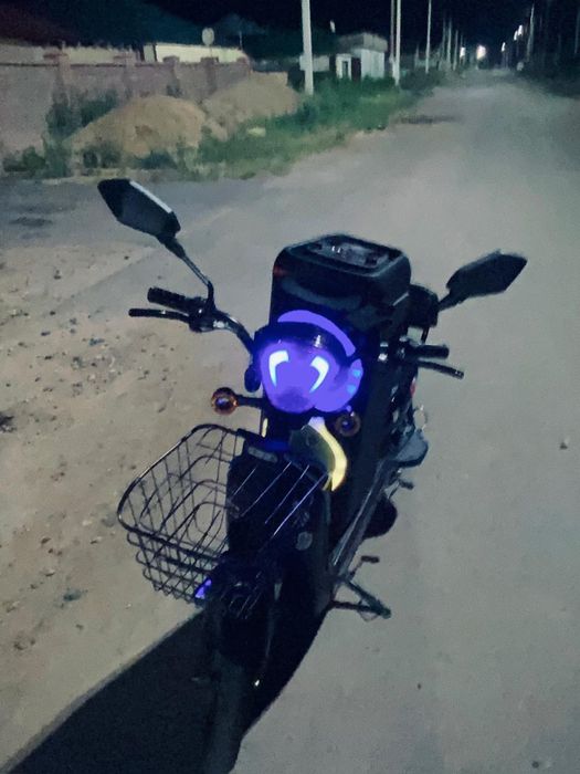 Продам элекровелик срочно