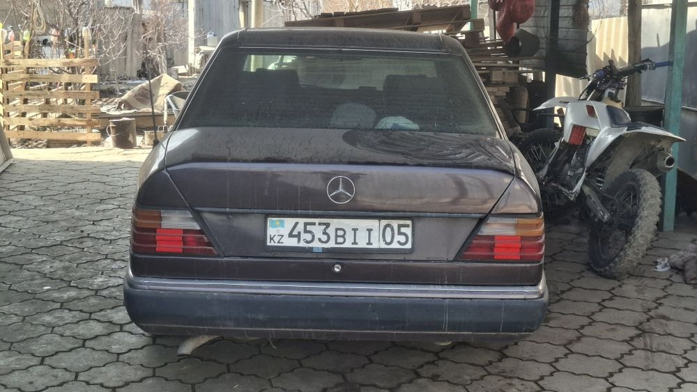 Мерседес w124 e200