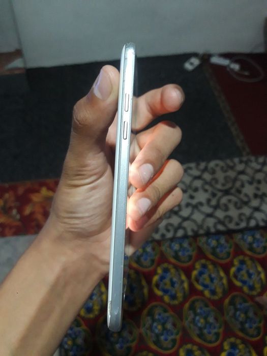 SAMSUNG J7 malumot telda