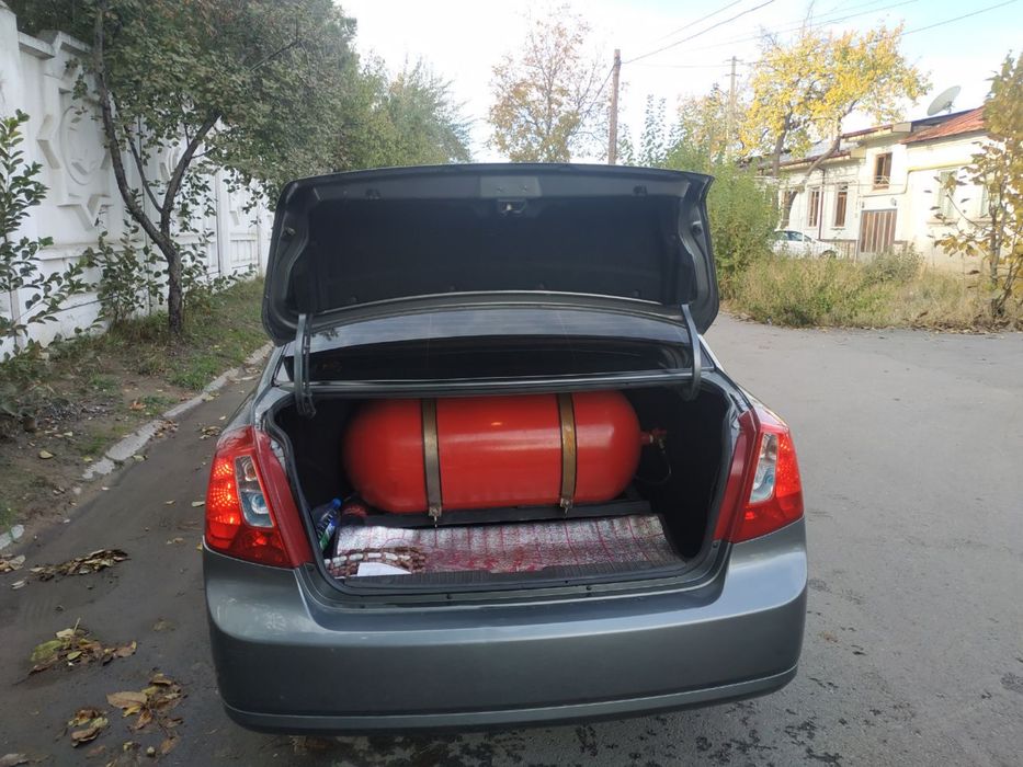 Жентира афтомобил мотилади