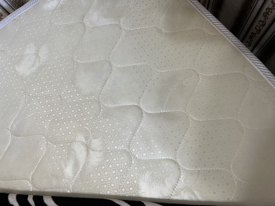 Продам кровать