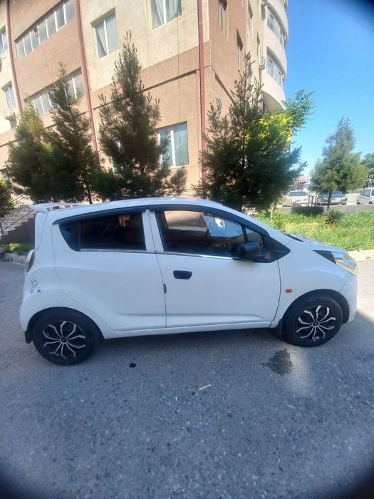 Srochno Spark sotiladi