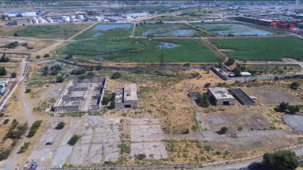 Чирчик город ориентир завод Максам с кадастром 5.1 гектар под ст-во