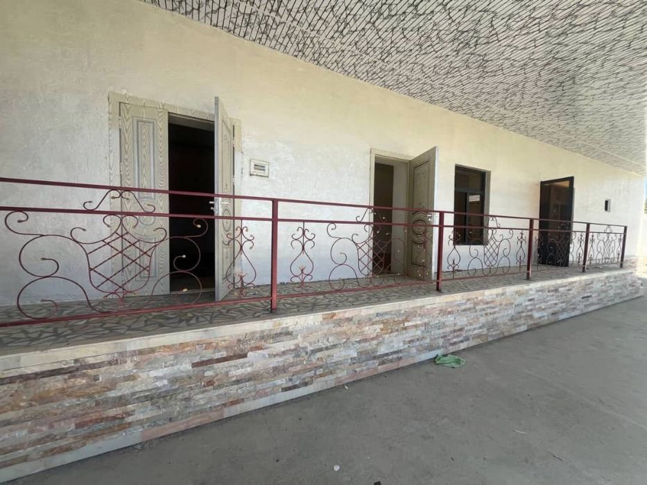 Eski shaharda 4 xonali hovli sotiladi