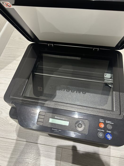 Принтер Samsung M2070W