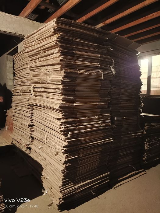 Картонный коробки  80тг
60*40*60 .