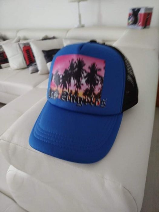 Vând șapcă  sport fashion  de calitate import Germania.