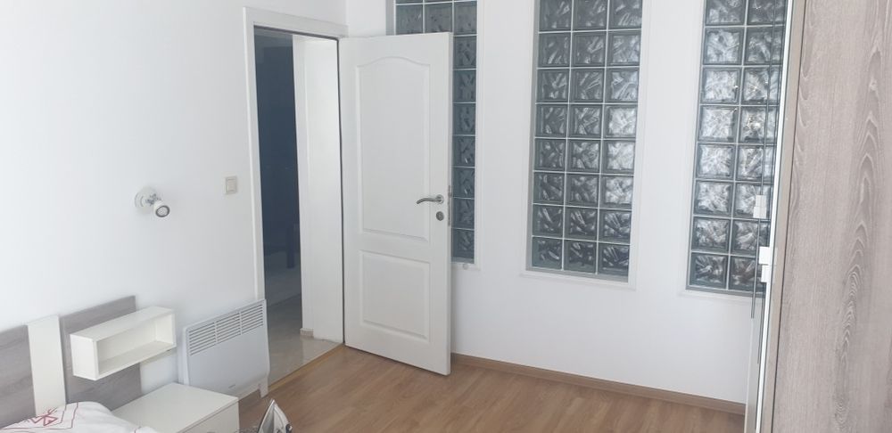 Дава се под наем Тристаен апартамент в София, Люлин 10 - 77 кв.м за 612 € - Снимка #4