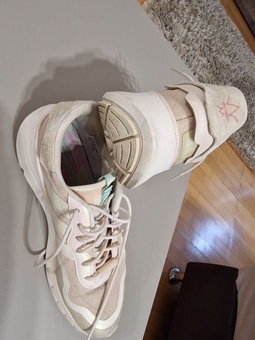 Adidasi Adidas , nr 42