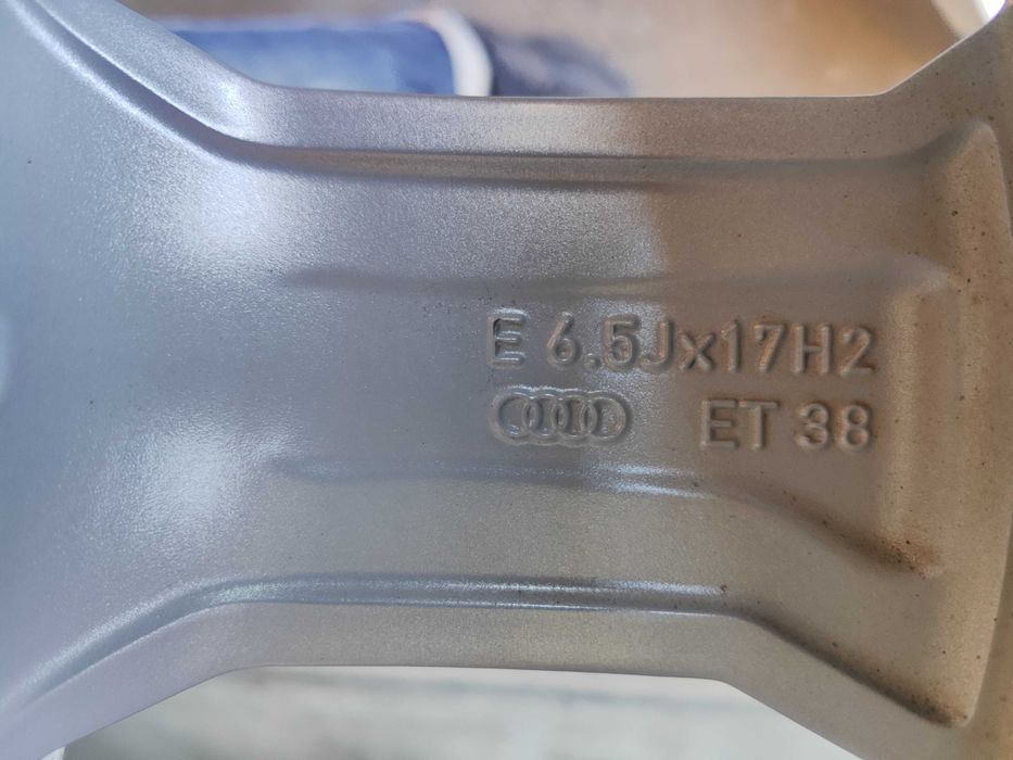 4бр.алуминиева джанта 17цола за Audi