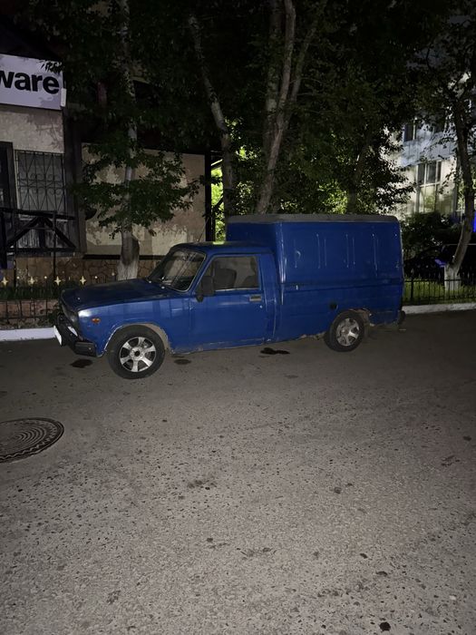 Пирожковоз, жигули