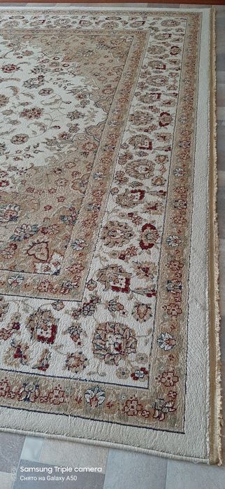 Ковёр за 35000тг.Размер 2,5×3,5.