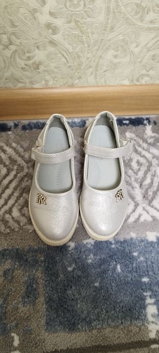 Туфли на девочку