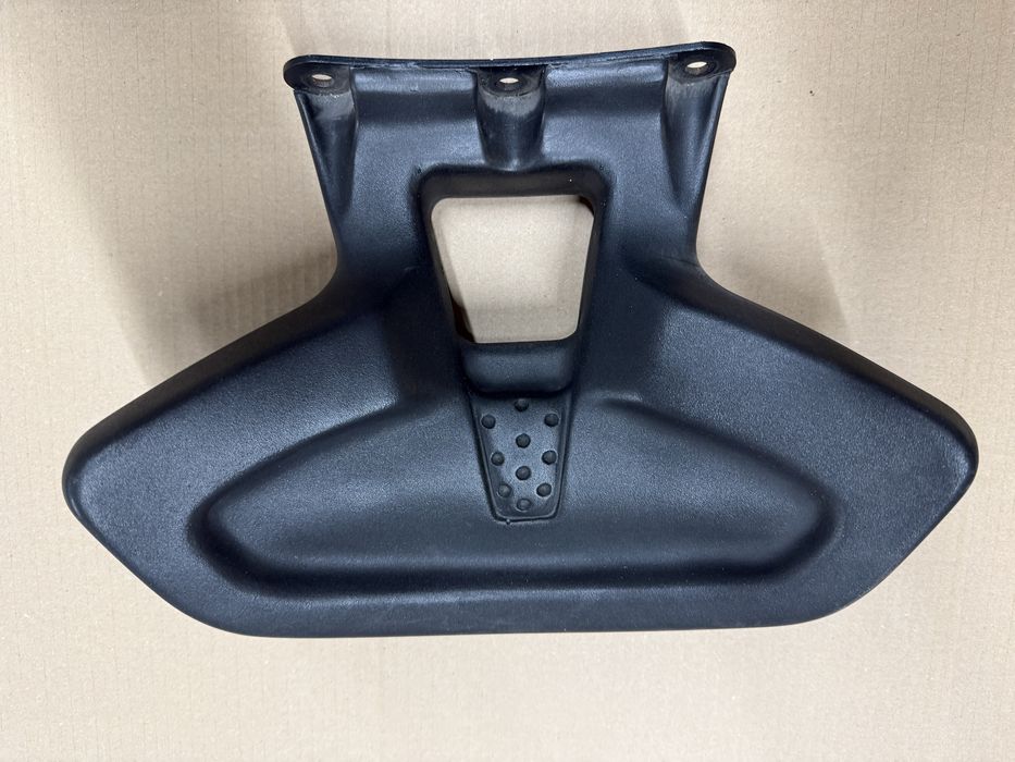 Слюда за T-MAX 500  и облегалка  2007-2010г.