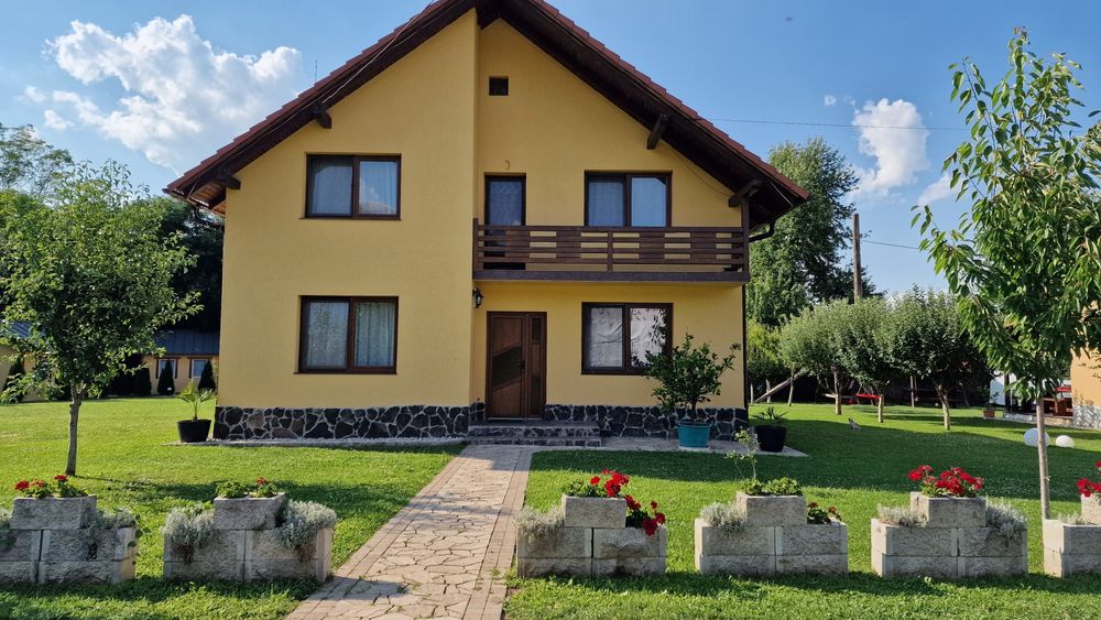 Cabana si sală de evenimente disponibila PAȘTE  si 1 MAI