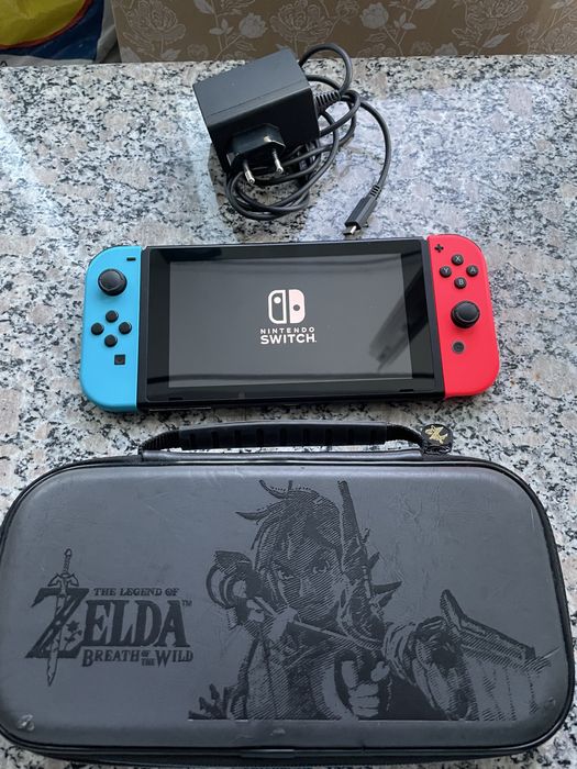 Consola NINTENDO Switch 32GB model HAC-001