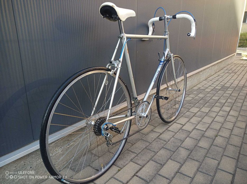 Cursieră vintage Hercules (cadru 60cm) – Recondiționată complet, gata de drum!