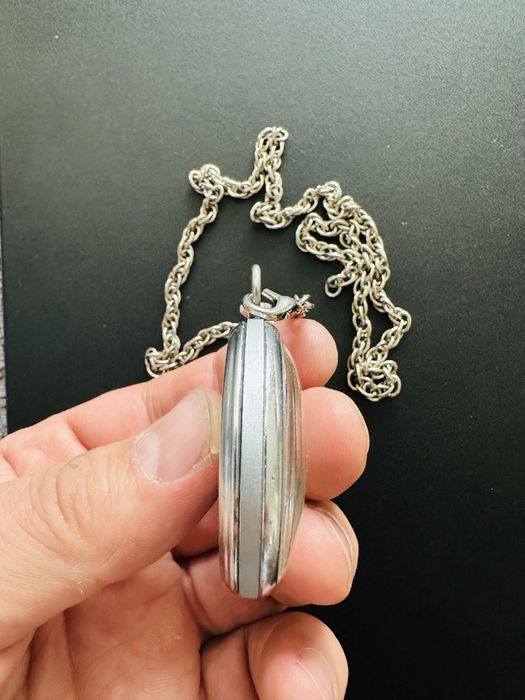 Продам винтажные часы "Молния"