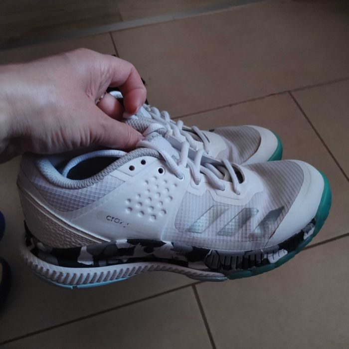 Маратонки nike, adidas