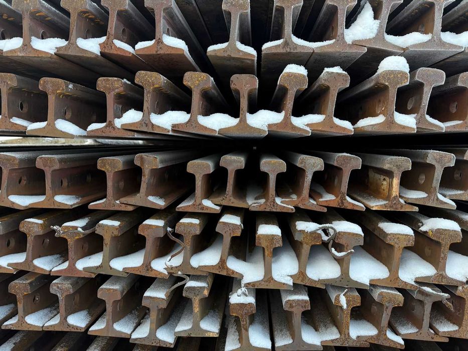 Железнодорожные рельсы