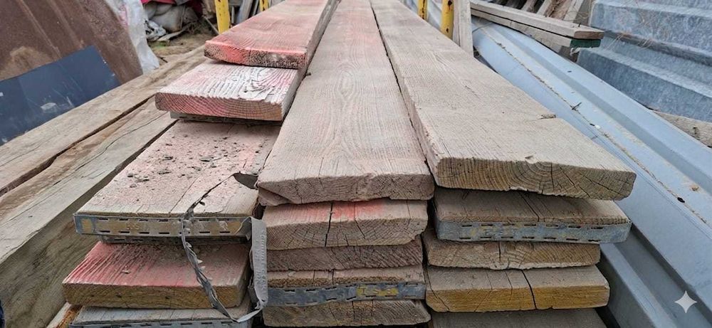 Доски 4мтр 30Х 220 длина 4мтр