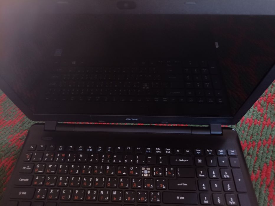 Ноутбук Acer Aspire E5-571 | i3 | 8GB RAM | Настроен под игры и работу