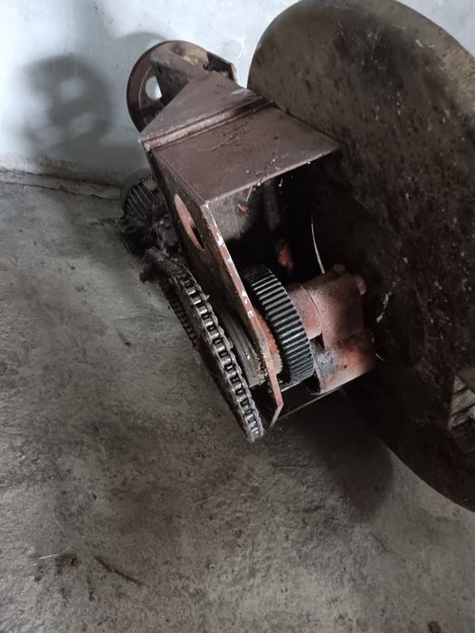 Тесто мес для пекарьни