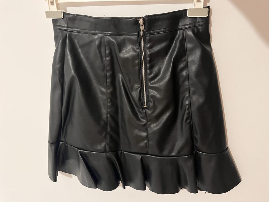 Черни поли H&M