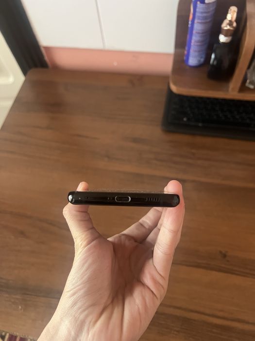 Samsung s21 ultra 12/256 gb sotiladi