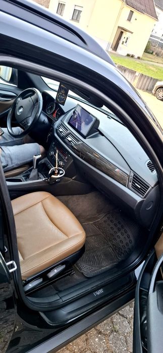 BMW X1 2010 — imagine 5