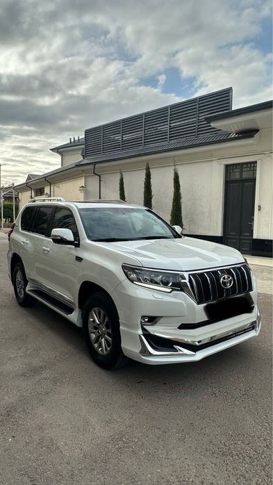 Land crusier prado sotiladi