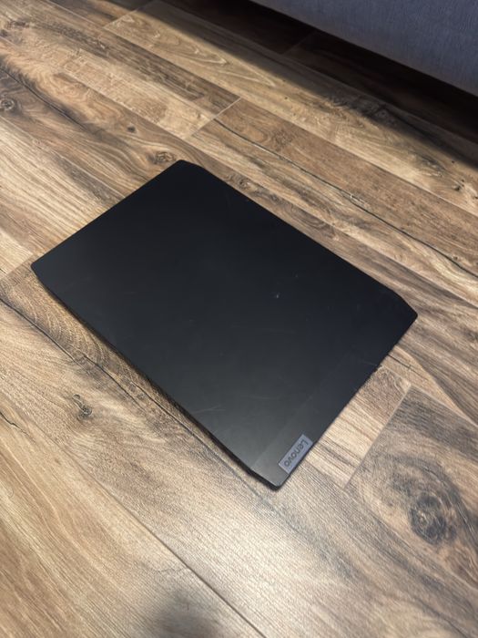 Lenovo IdeaPad Gaming 3 15IMH05