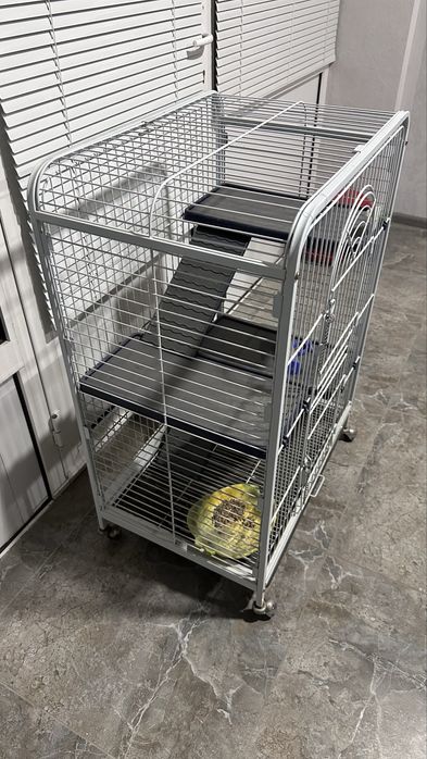 Продаётся клетка для шиншил