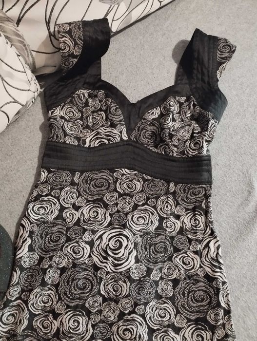 Нова рокля XS/S еластична материя