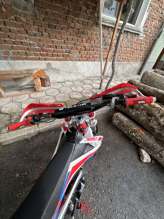 Telstar 125.