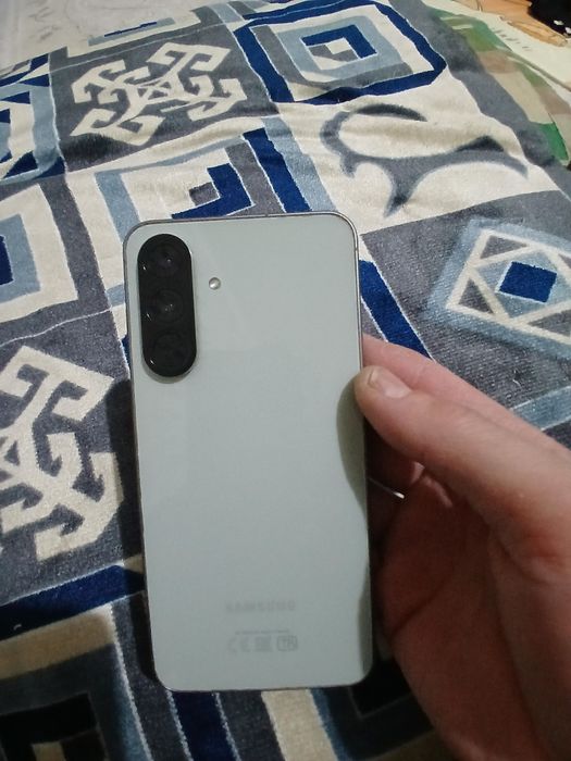 Продам Samsung A56 в отличном состоянии