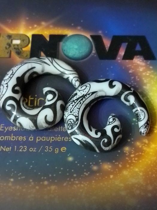 Разширители за уши, флеш.