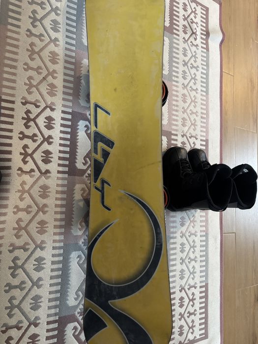 Placa de snowboard lungime 136 cm + legaturi + boots marime 41