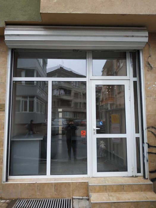 Дава се под наем Офис в Русе, Център - 59 кв.м за 224.4 € - Снимка #1