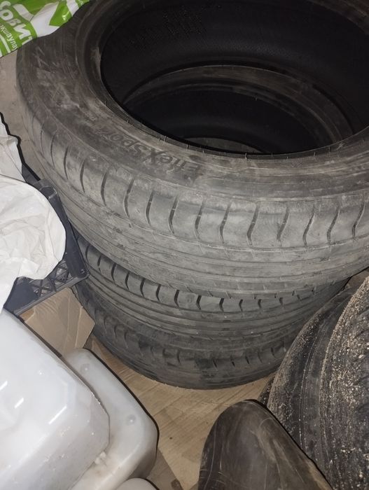 Продам резину 225*55 на 17