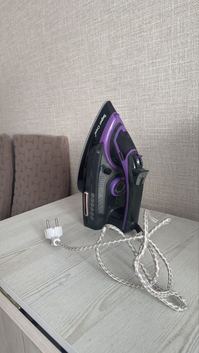 Продам утюг новый