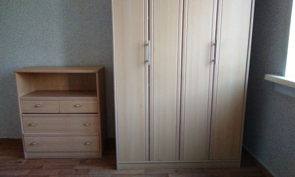 Продаю шкаф для одежды,б/у.