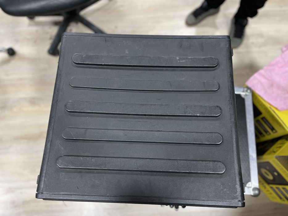 Behringer X32 Splitter SKB Case (Ръчна изработка)