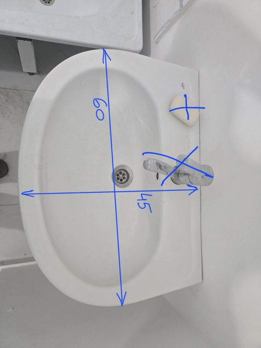 Продам Умывальник новый