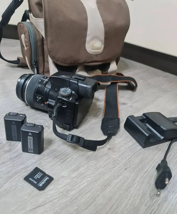 Зеркальный фотоаппарат