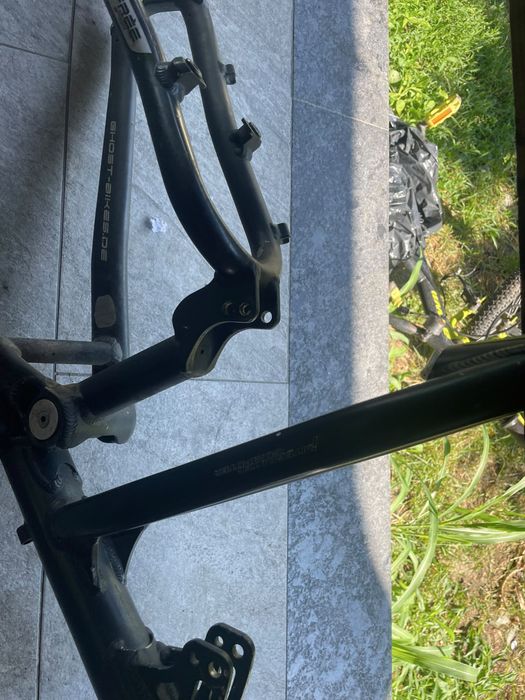 vand piese mtb,cititi descrierea