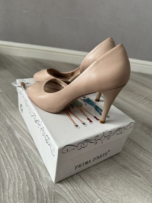 Босаножки, туфли